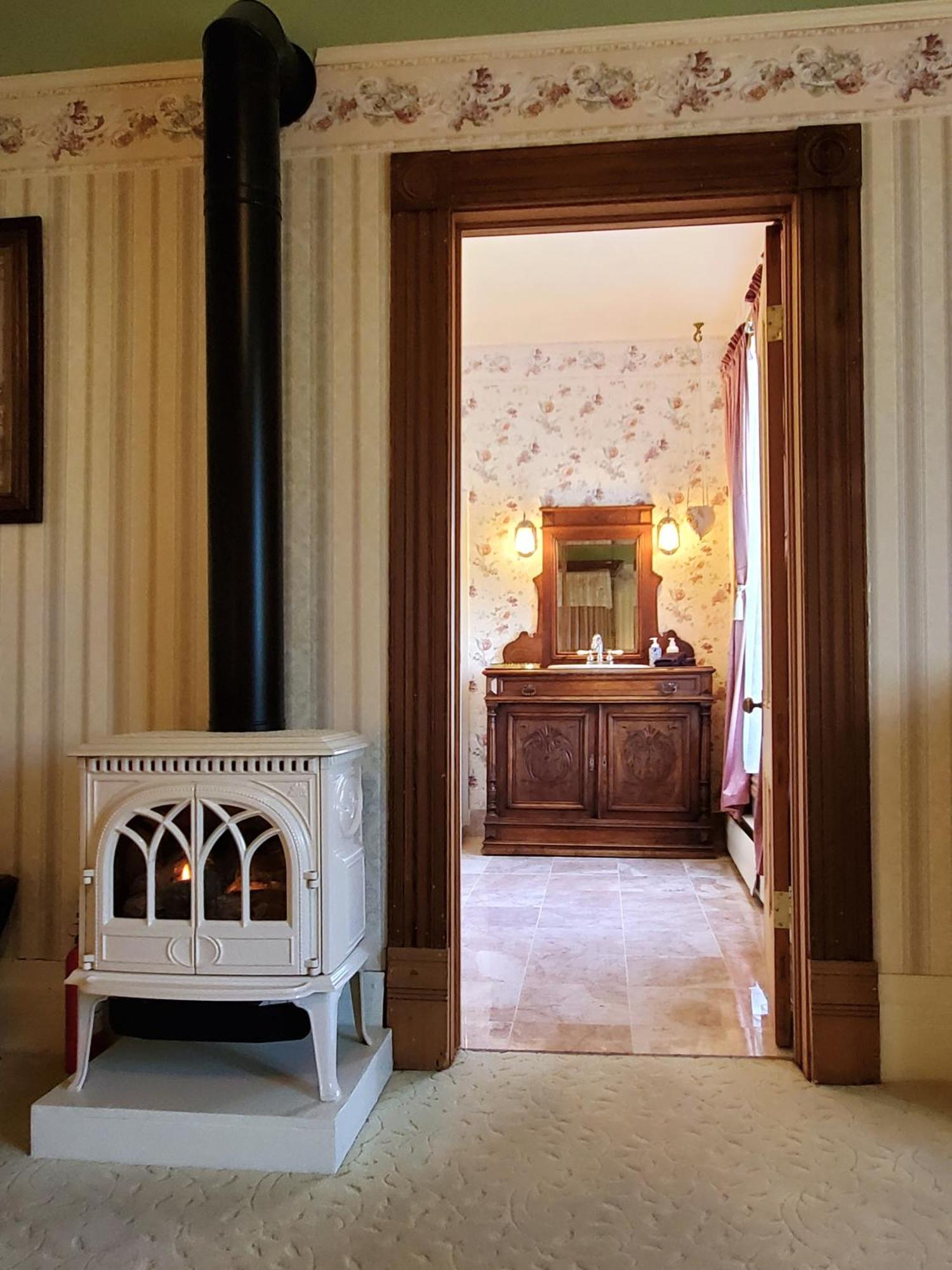 Adams Pragge House - Victorian Bed & Breakfast Порт-Таунсенд Екстер'єр фото