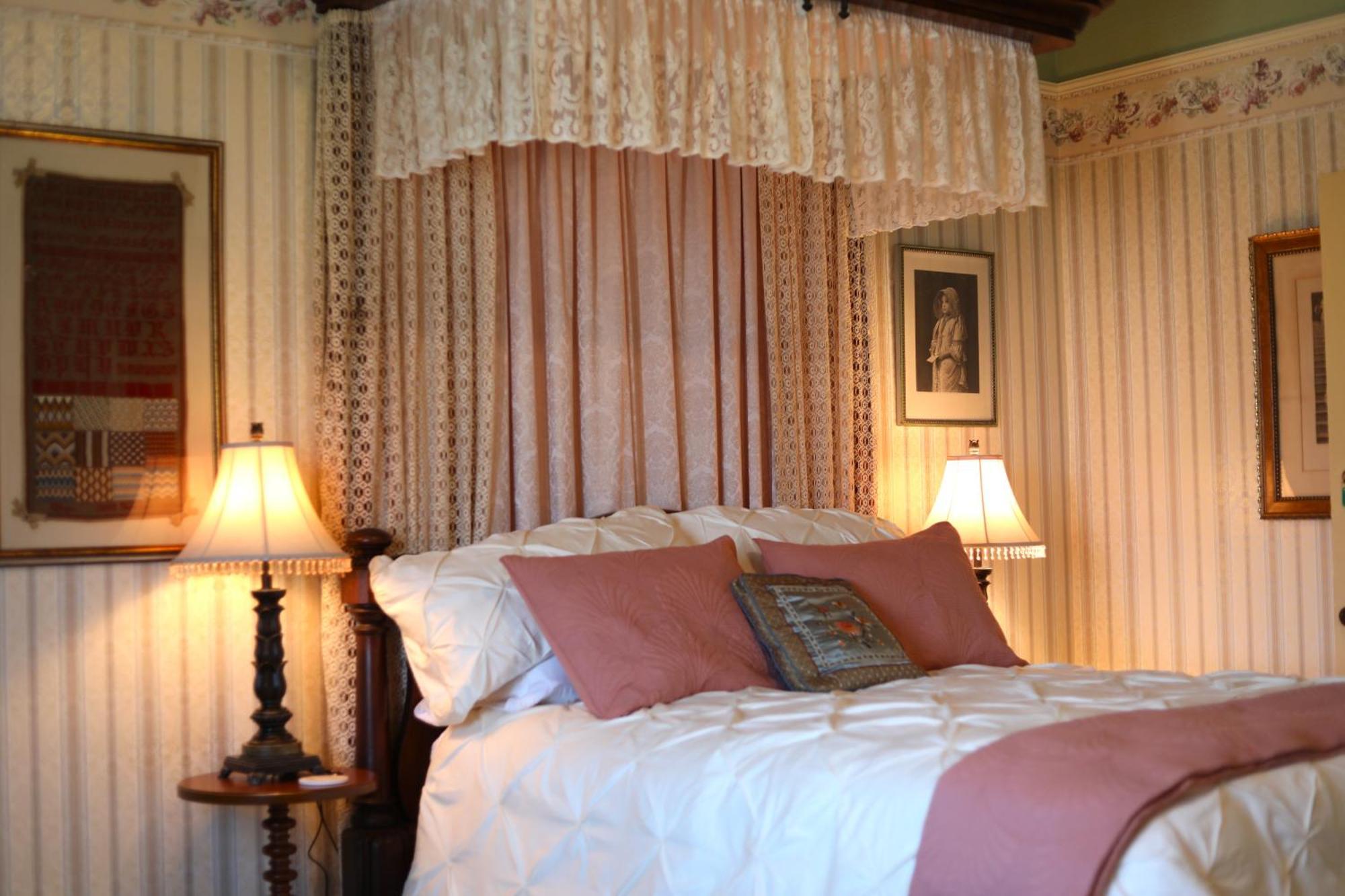 Adams Pragge House - Victorian Bed & Breakfast Порт-Таунсенд Екстер'єр фото