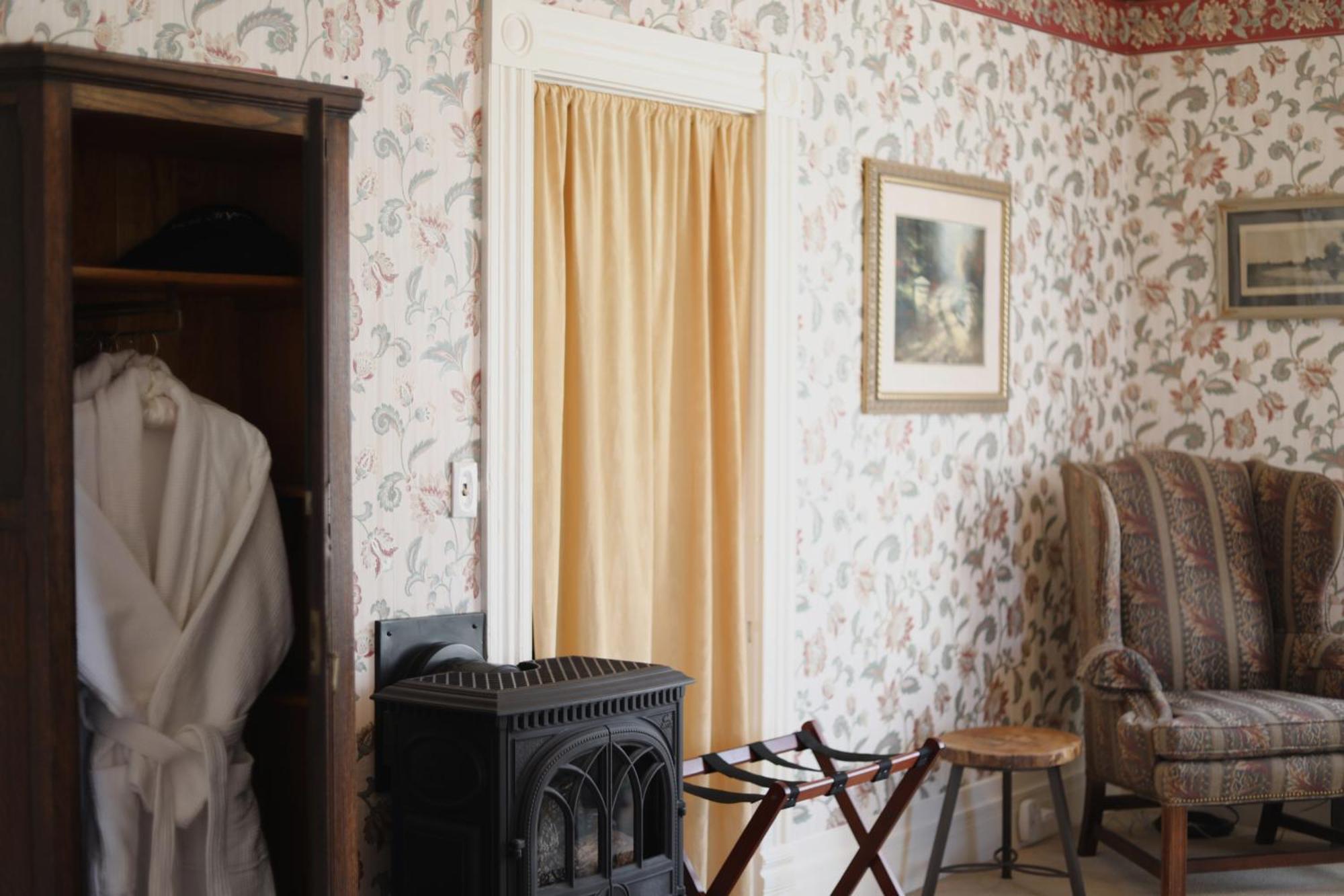 Adams Pragge House - Victorian Bed & Breakfast Порт-Таунсенд Екстер'єр фото